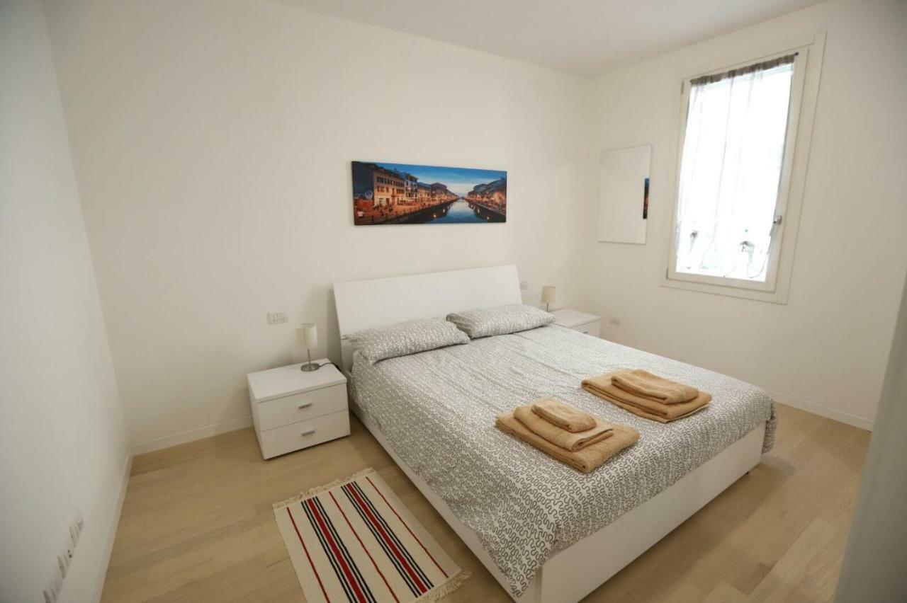 Laura'S Home - I Navigli Che Vorrei Milan Luaran gambar