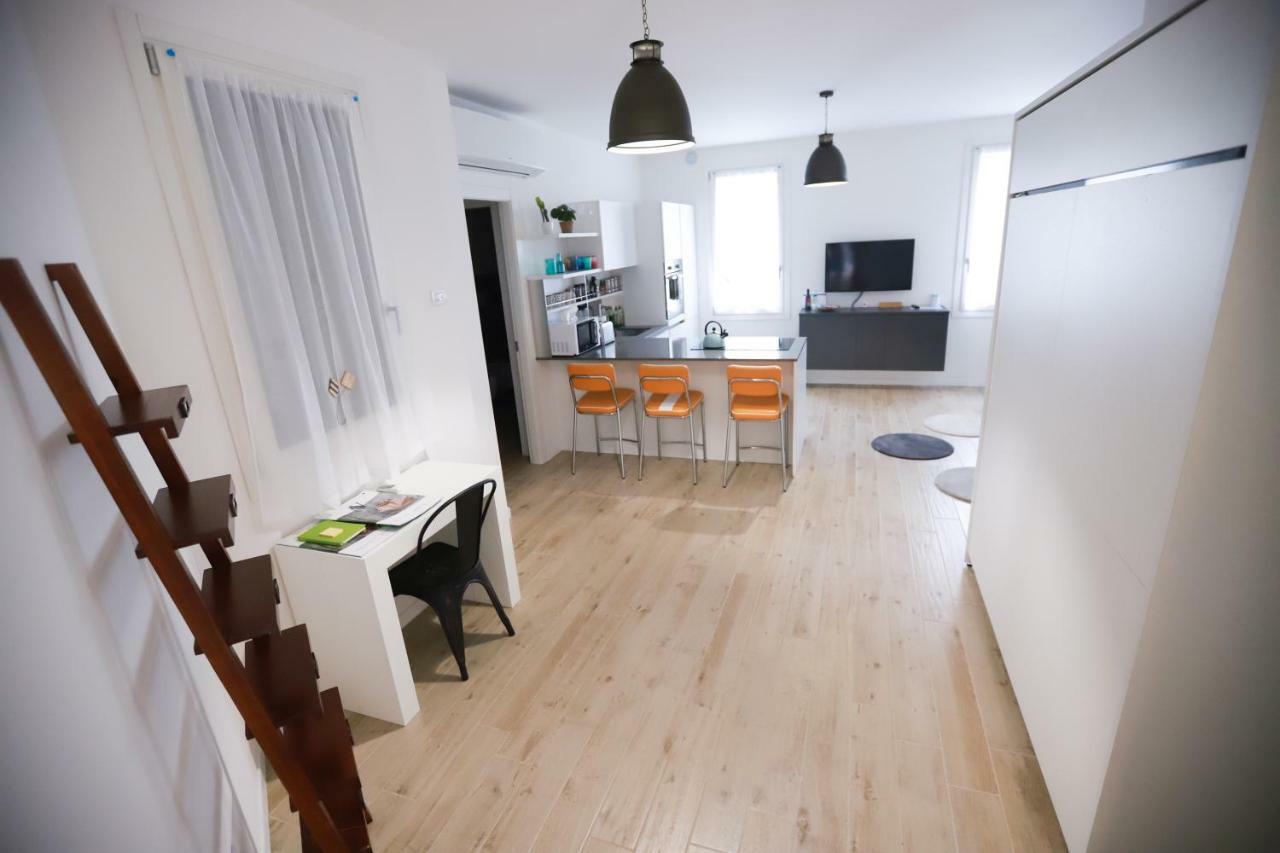 Laura'S Home - I Navigli Che Vorrei Milan Luaran gambar